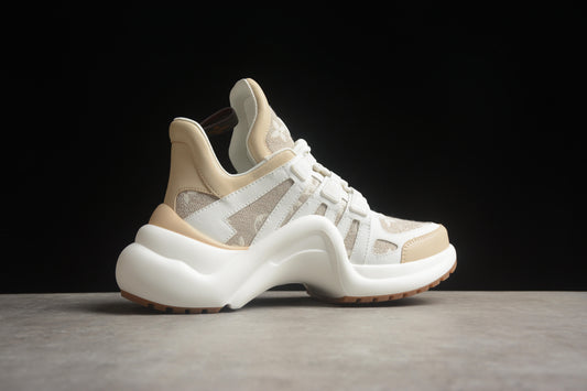 LC Archlight Sneakers